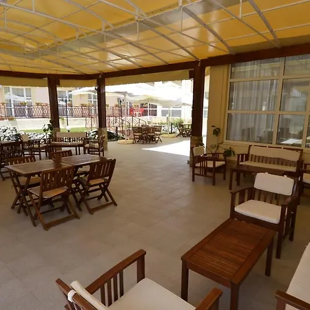Hotel Intim 3*